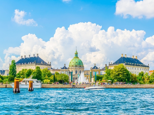 北欧之珠 - 海陆双享四国经典6日游 第 1 天