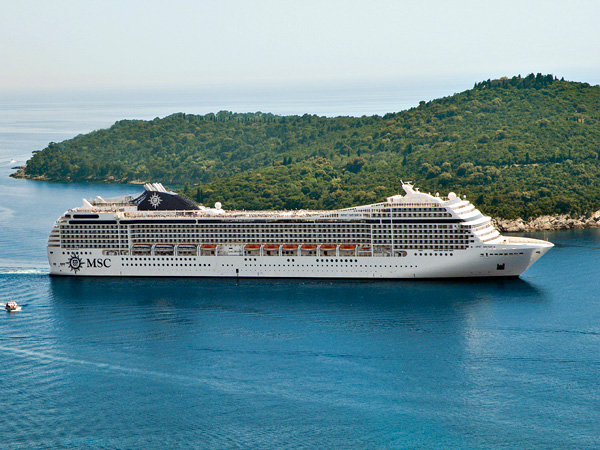 （瓦伦西亚上下船）伊比萨岛＋撒丁岛＋意大利＋南法 第 8 天