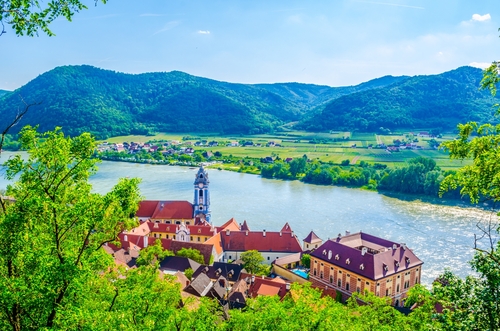 Phoenix蓝色多瑙河巡游 第 2 天