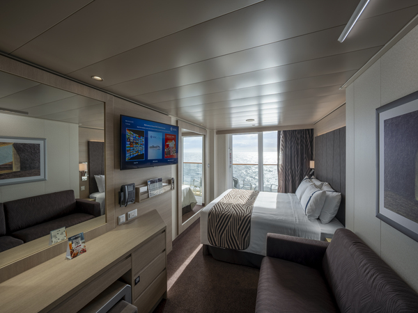 (巴塞罗那上下船）西西里＋马耳他＋意大利＋南法 第 1 天